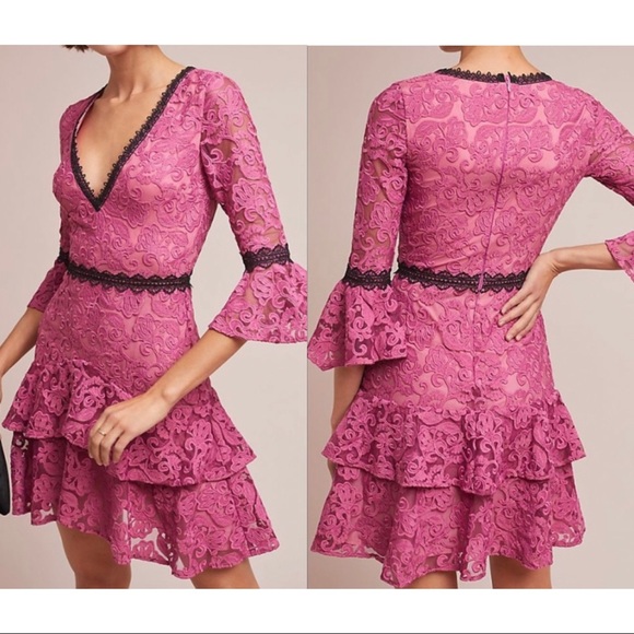 Monique Lhuillier Dresses & Skirts - NEW Monique Lhuillier Ines Dress Pink Lace